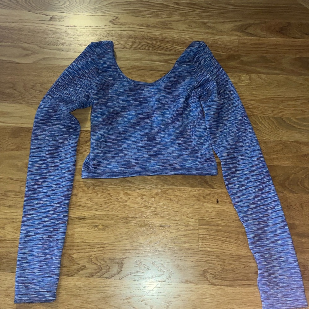 aeropostale reversible v-neck scoop neck athletic crop top